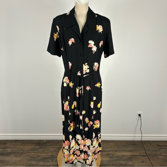 ❤️ Vintage Scarlett Black Midi Dress with Floral Accents - Picture 1 of 10